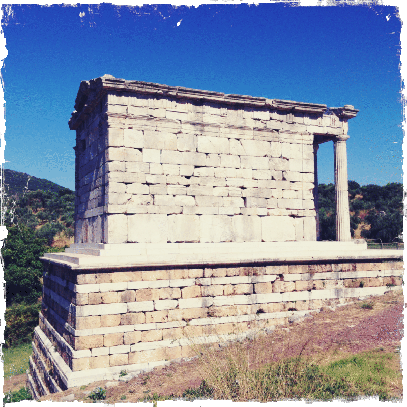 mausoleum-am-stadion